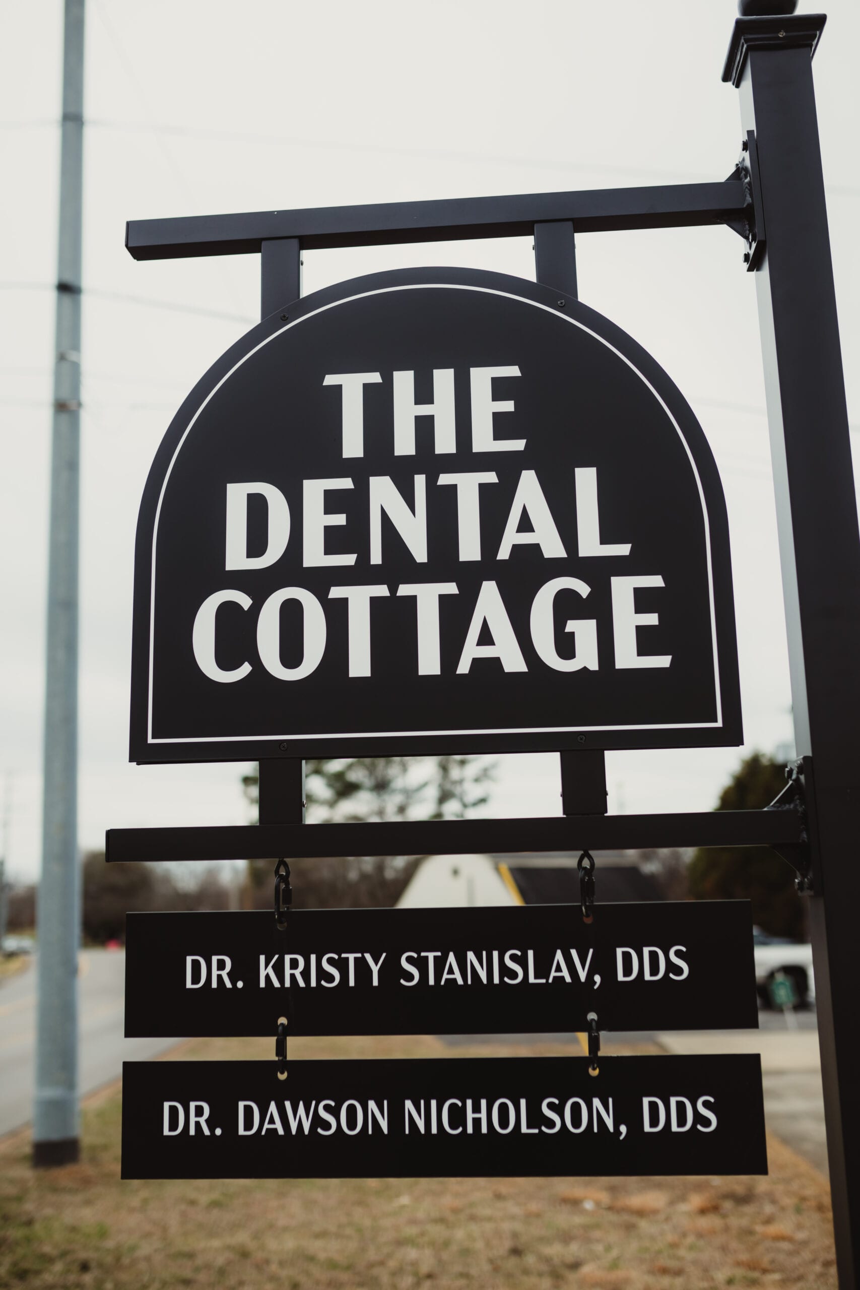 The Dental Cottage - a photo of the sign outside.